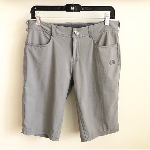 THE NORTH FACE Women’s Paramount Shorts 6 - Picture 2 of 11